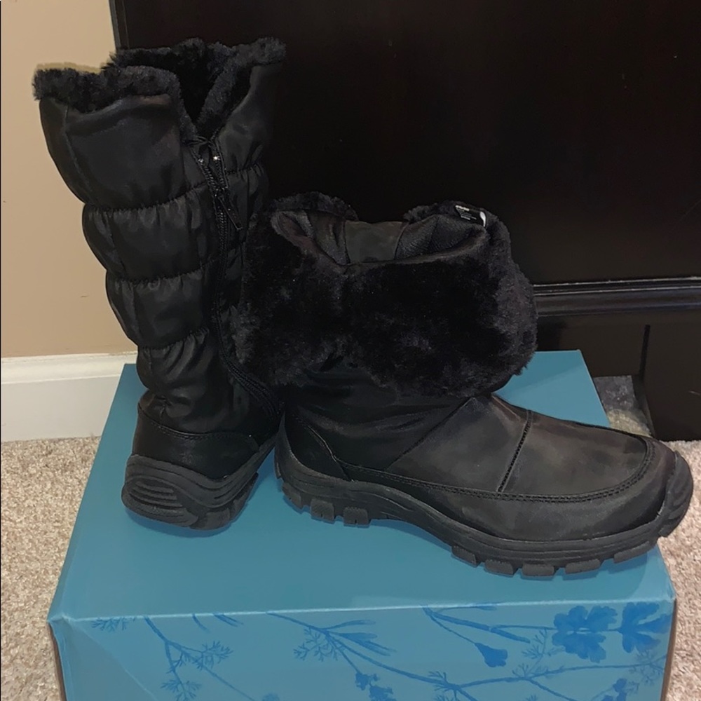 Rugged Outback Snow Boots